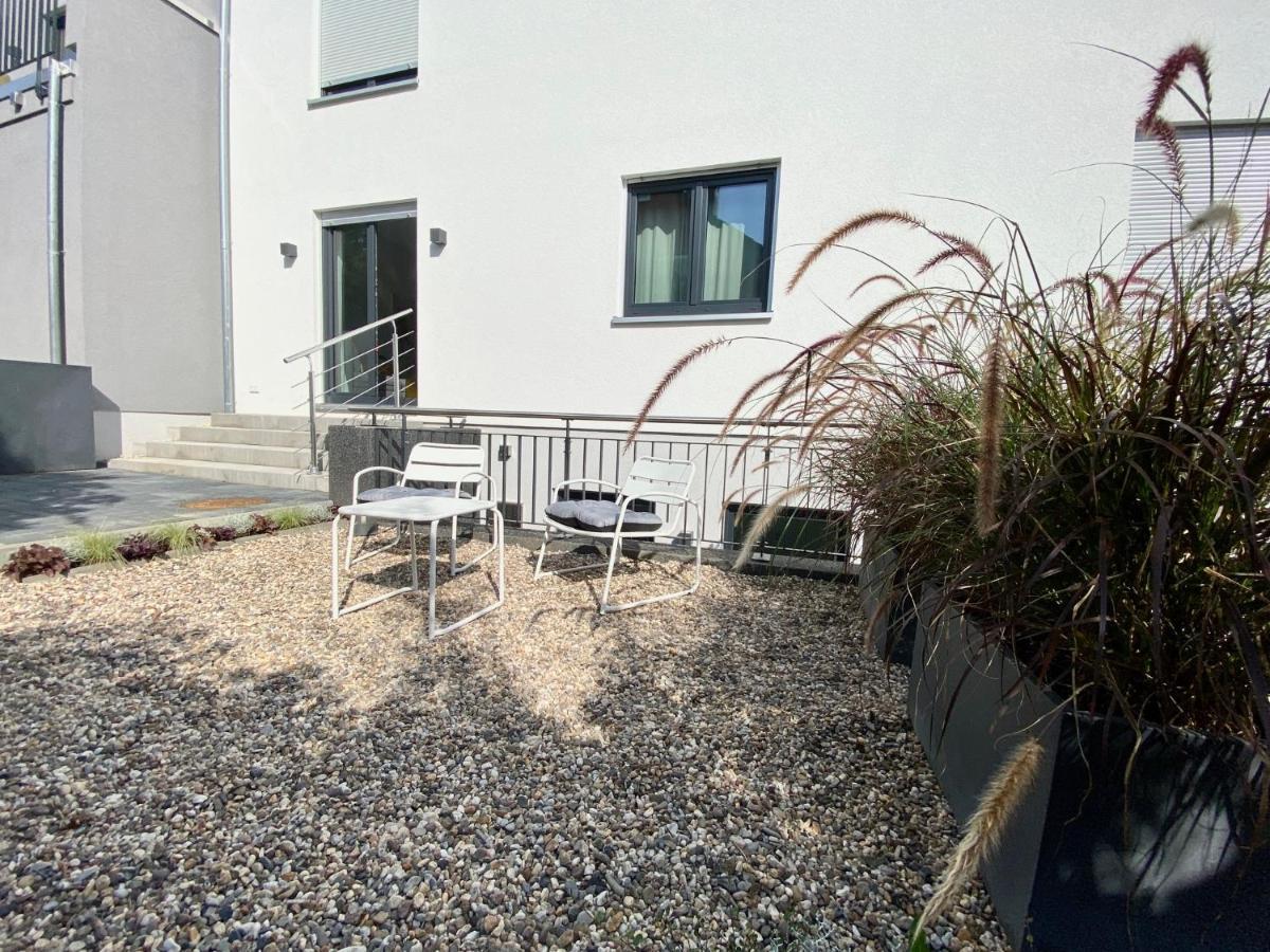 Modernes Apartment, Terrasse Und Garten Am Lilienthalpark Im Suedwesten Berlins Extérieur photo